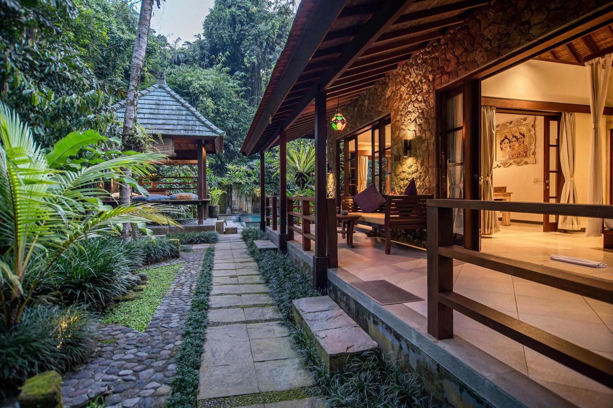 D'Legon Luxury Villas Ubud  Exterior photo